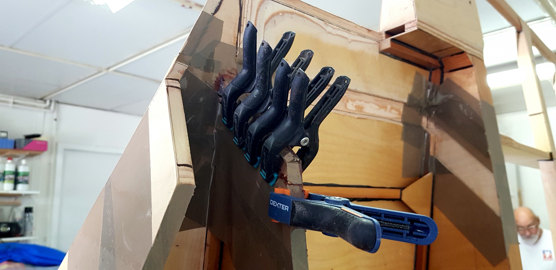 Rallonge de nervure B.