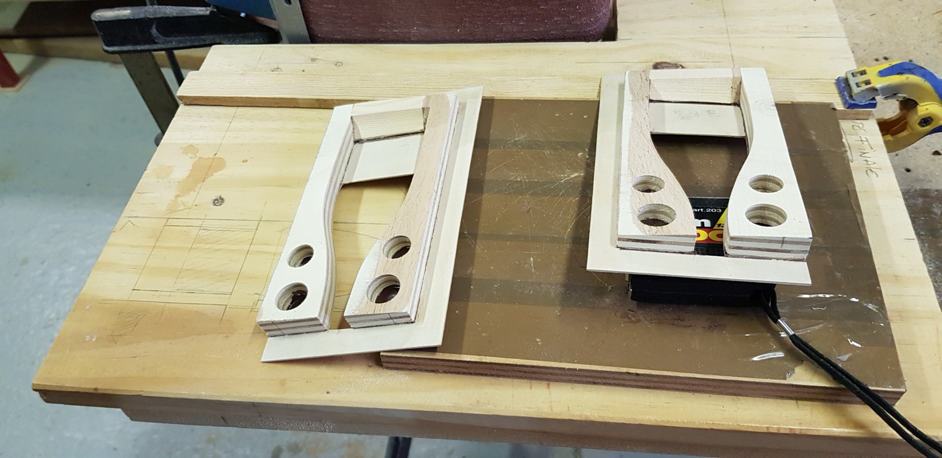 Prises mises à la pente.